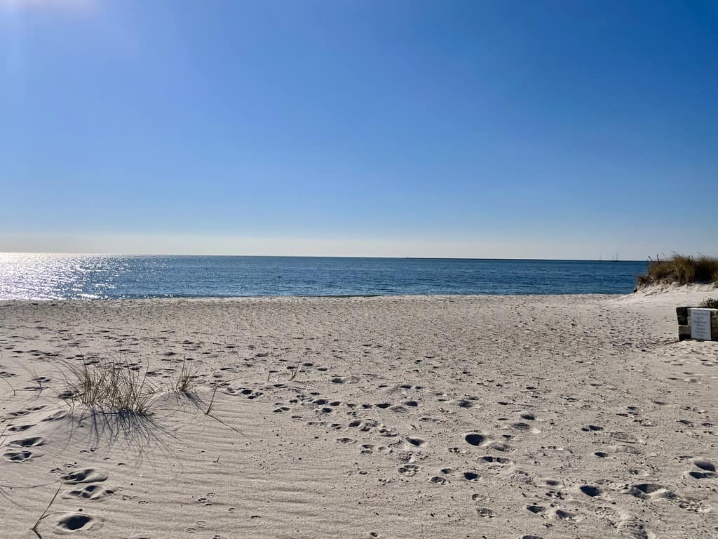 Hyannis MA 02601