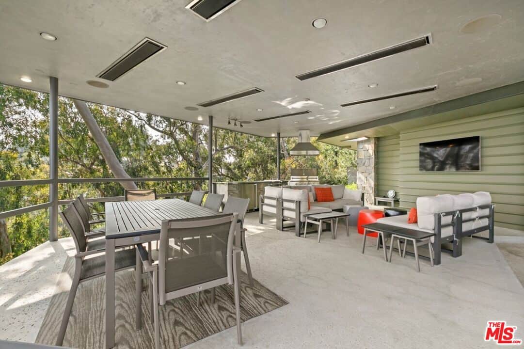 15216 Antelo Place Los Angeles CA 90077