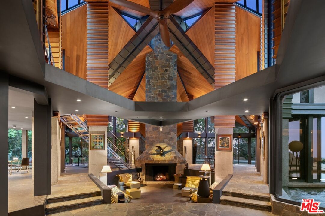 15216 Antelo Place Los Angeles CA 90077