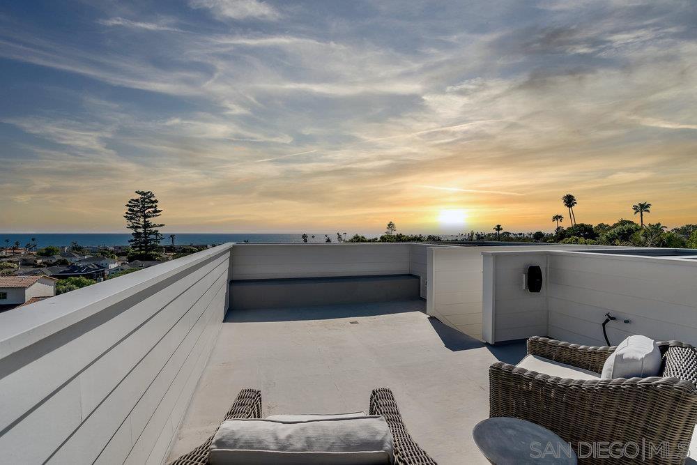 5769 Waverly Avenue La Jolla CA 92037