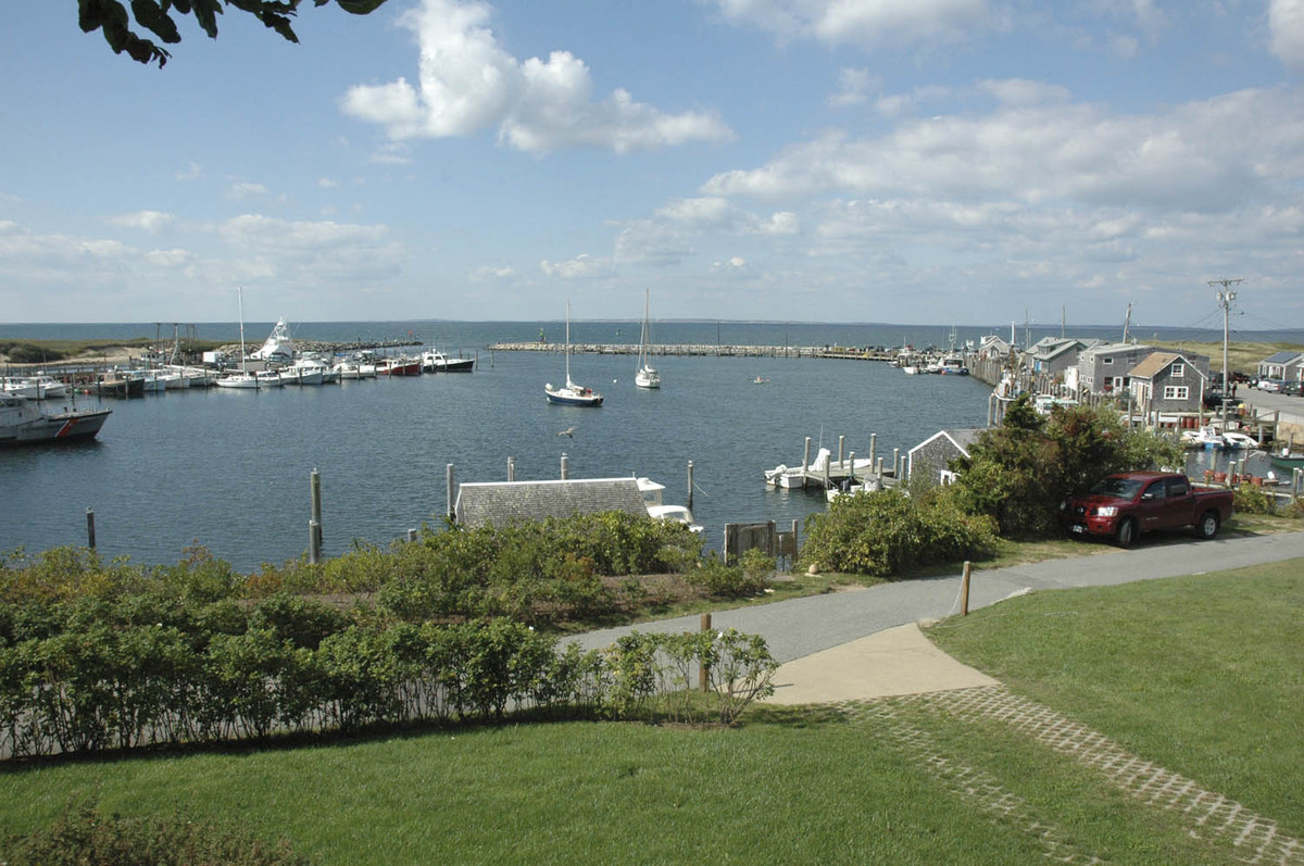 12 Crick Hill Road Chilmark MA 02535