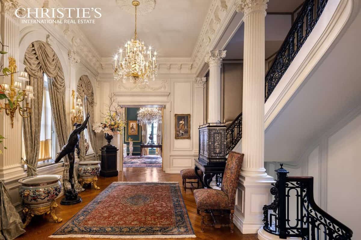 123 E 35th Street New York NY 10016