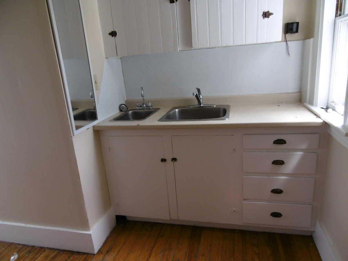 361 Dubuque, Manchester NH X29893793 Peloquin Realty