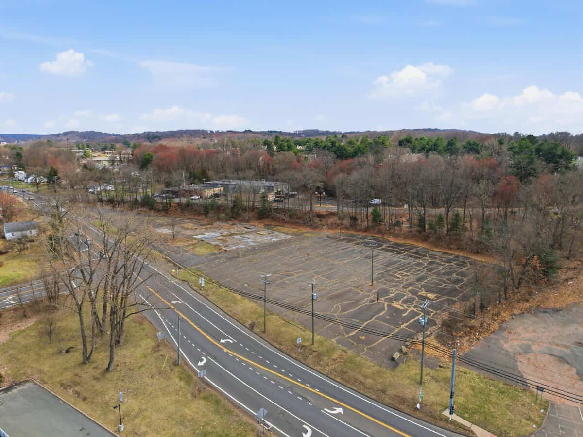 Vernon CT, 808 Talcottville Road