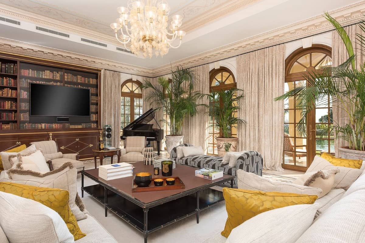 147 Boulevard Leader Cannes FR 06150