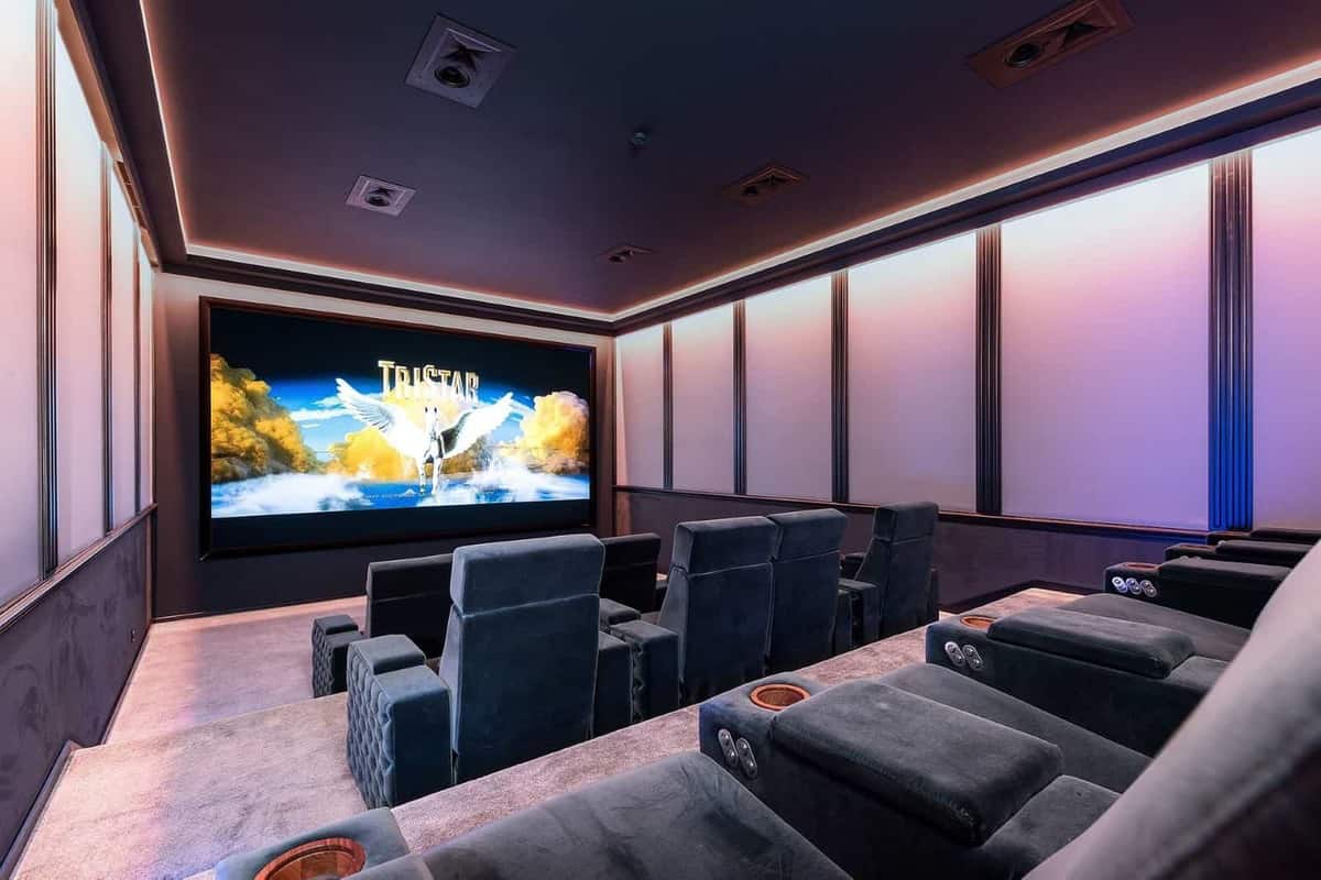 147 Boulevard Leader Cannes FR 06150