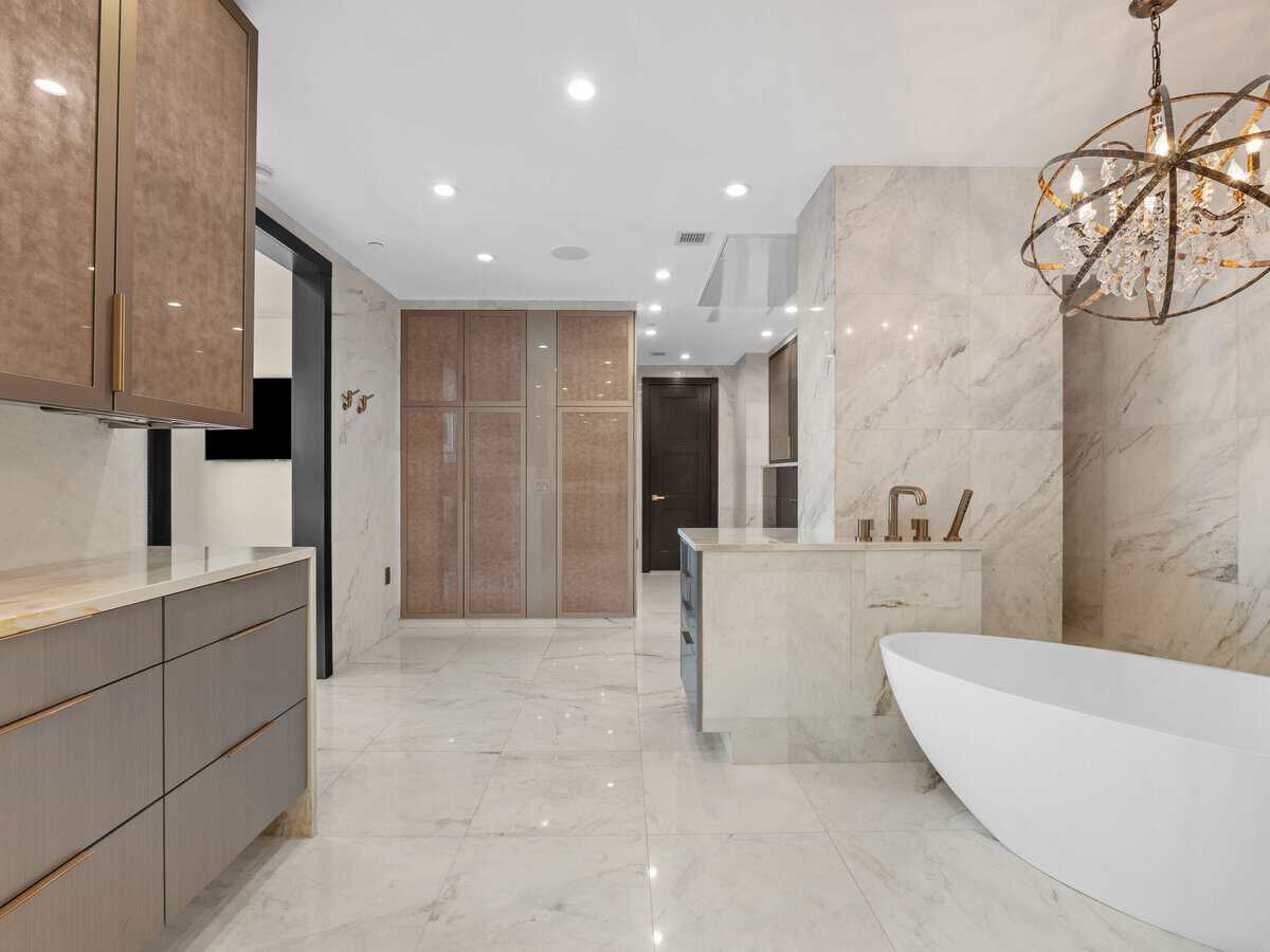 610 East Market Street San Antonio TX 78205