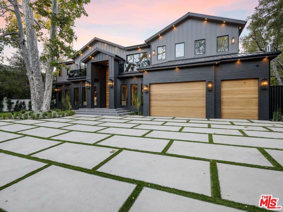 4565 Encino Avenue ENCINO CA 91316