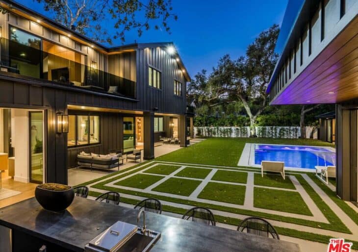 4565 Encino Avenue ENCINO CA 91316