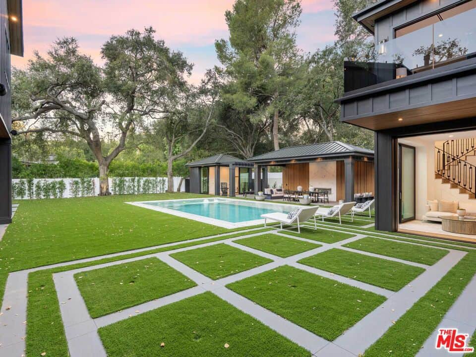 4565 Encino Avenue ENCINO CA 91316