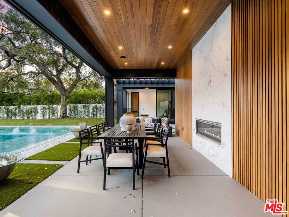 4565 Encino Avenue ENCINO CA 91316