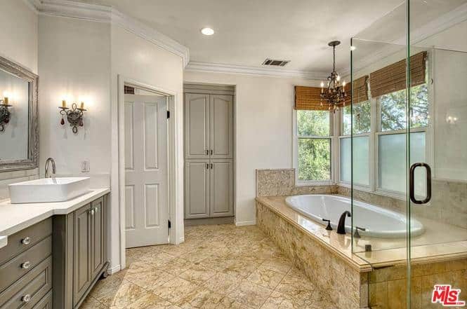3458 Malaga Court Calabasas CA 91302