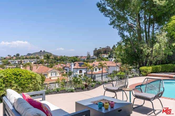 3458 Malaga Court Calabasas CA 91302