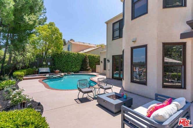 3458 Malaga Court Calabasas CA 91302