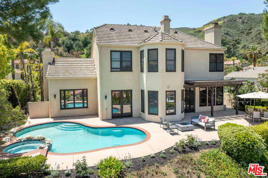 3458 Malaga Court Calabasas CA 91302