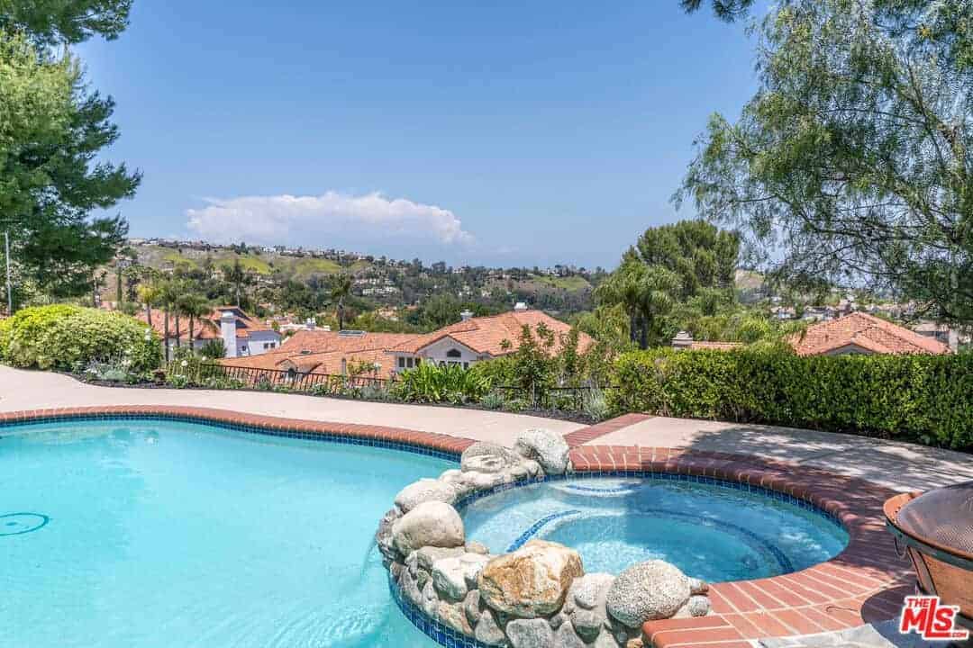 3458 Malaga Court Calabasas CA 91302