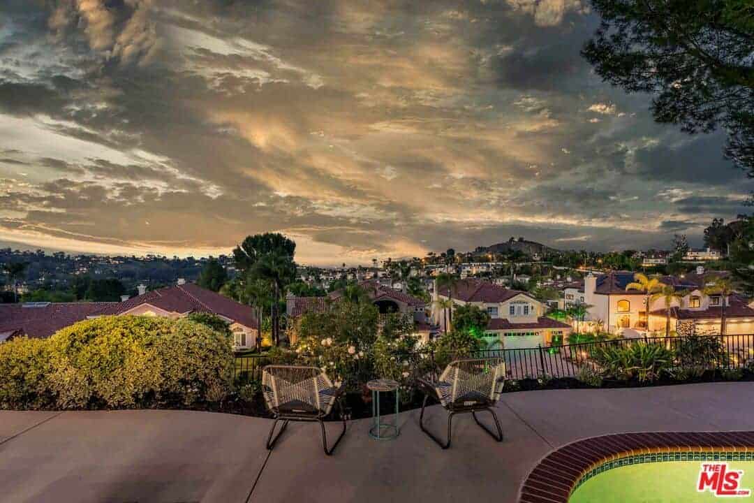 3458 Malaga Court Calabasas CA 91302