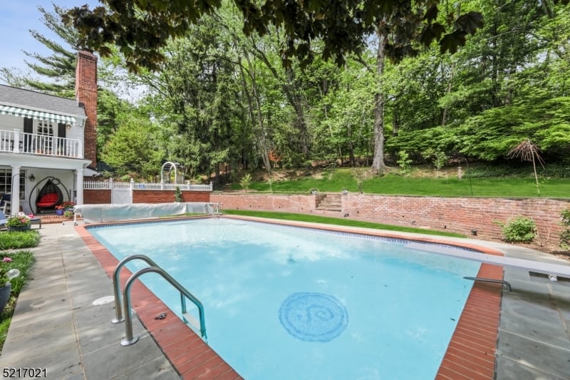 76 Slope Drive Millburn Twp. NJ 07078-1952