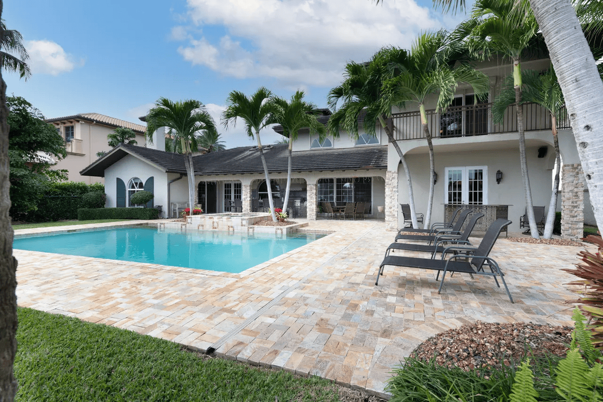 11932 S Edgewater Drive Palm Beach Gardens FL 33410