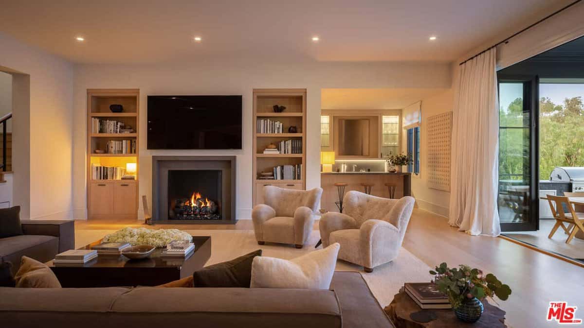 25211 Jim Bridger Road Hidden Hills CA 91302