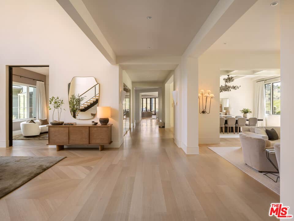25211 Jim Bridger Road Hidden Hills CA 91302
