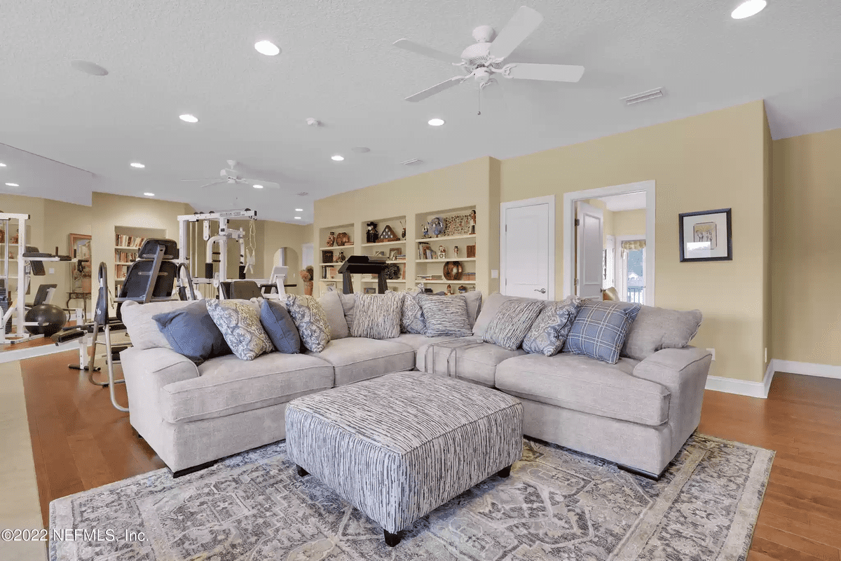 Windsor Harbor Drive Jacksonville FL 10921