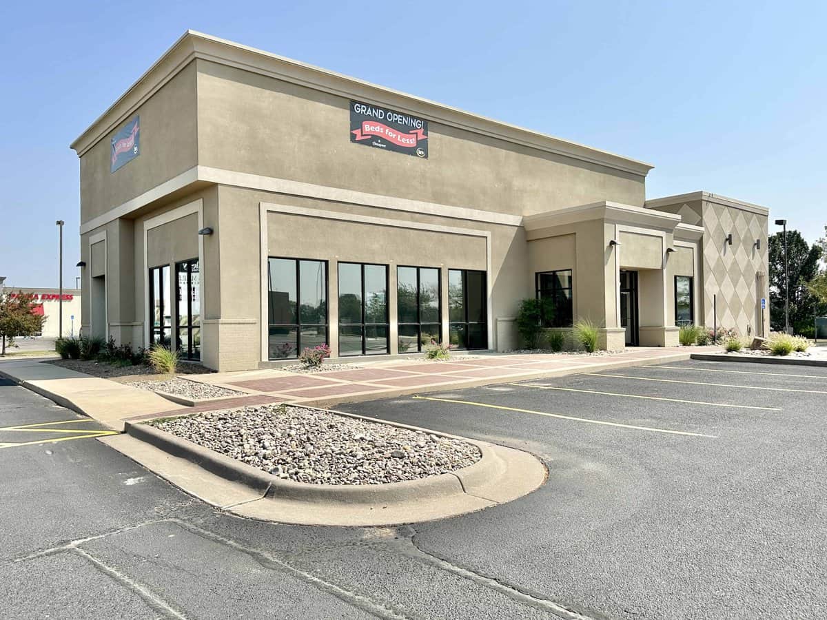 11747 E Kellogg Wichita KS 67207