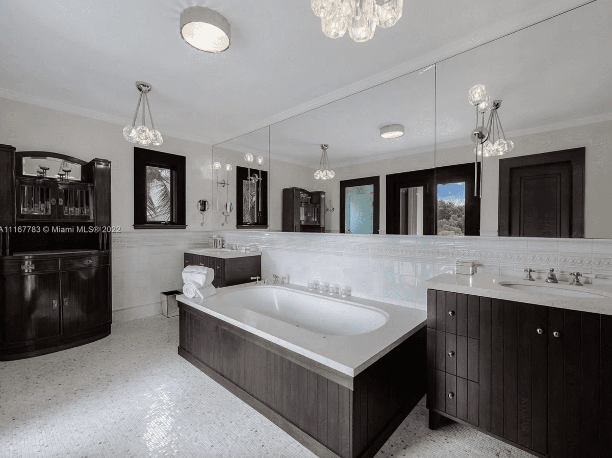 3080 Munroe Drive Miami FL 33133