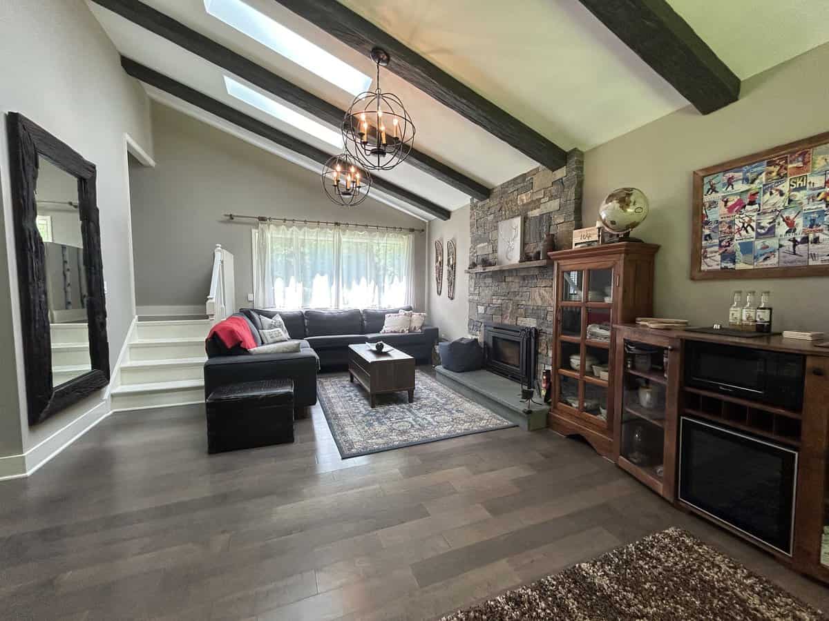 Deer Street Winhall VT 05340
