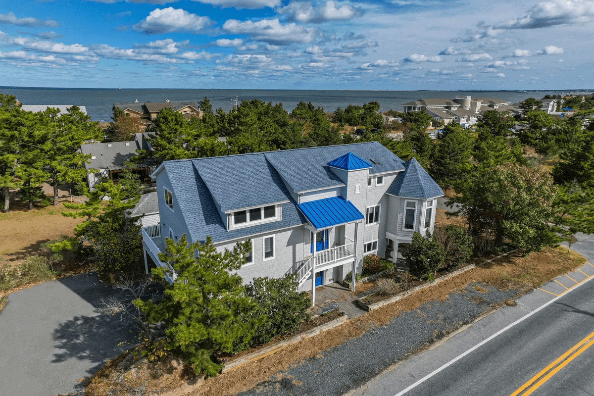 12 N Washington Avenue Lewes DE 19958