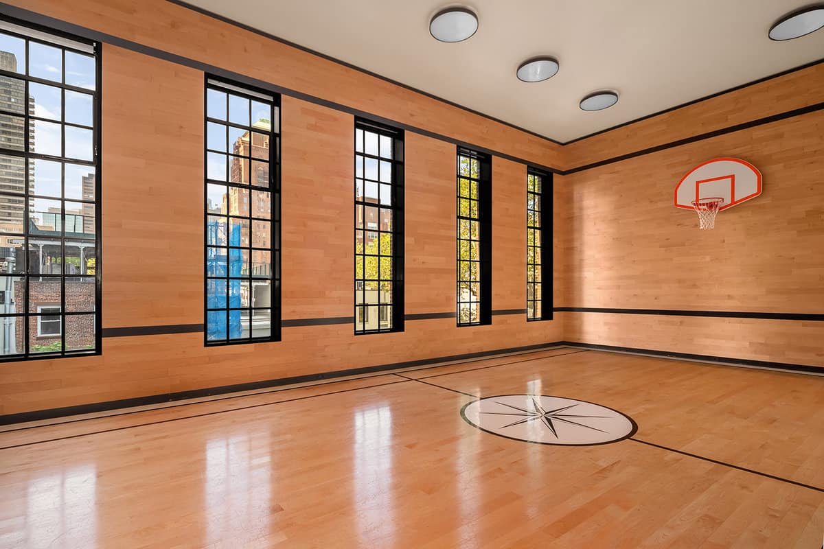 146 East 65th Street NEW YORK NY 10065