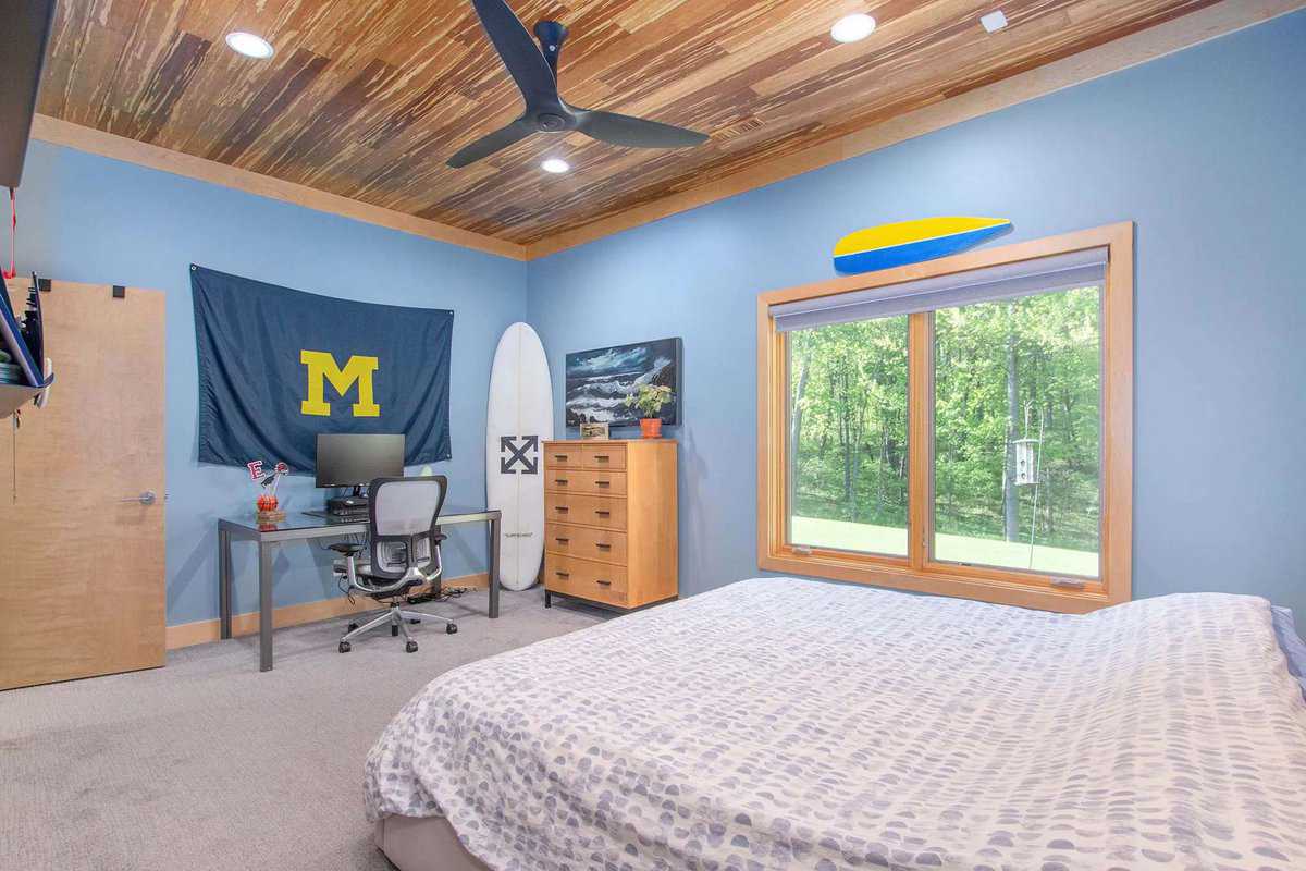1045 Skyevale Drive NE Ada MI