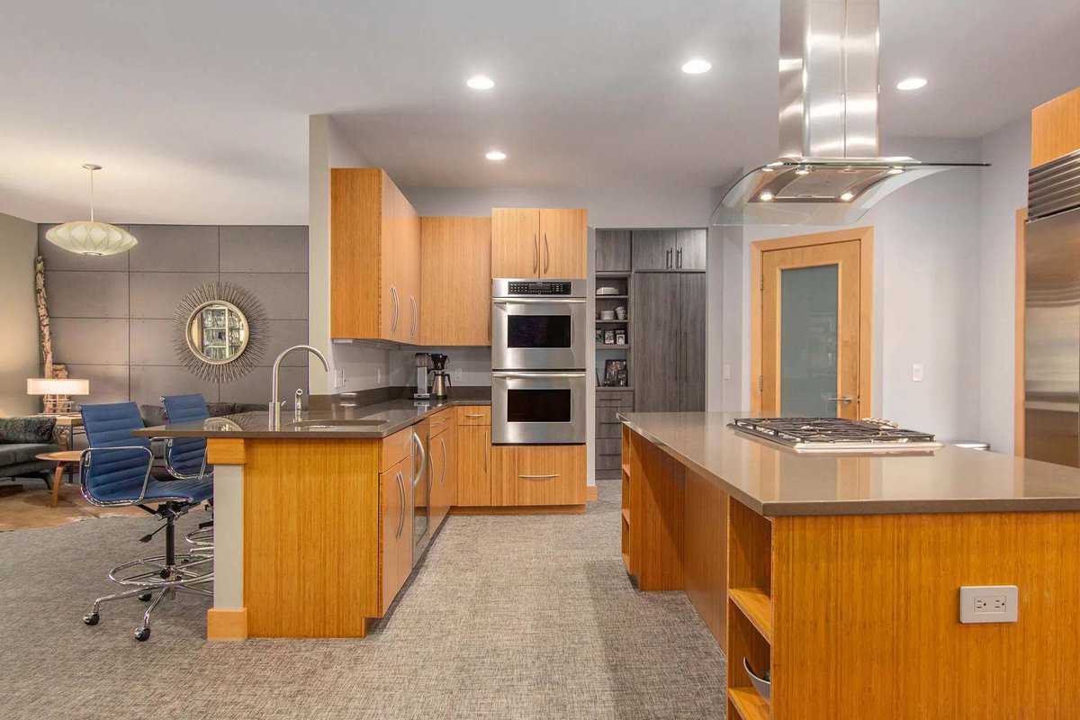 1045 Skyevale Drive NE Ada MI