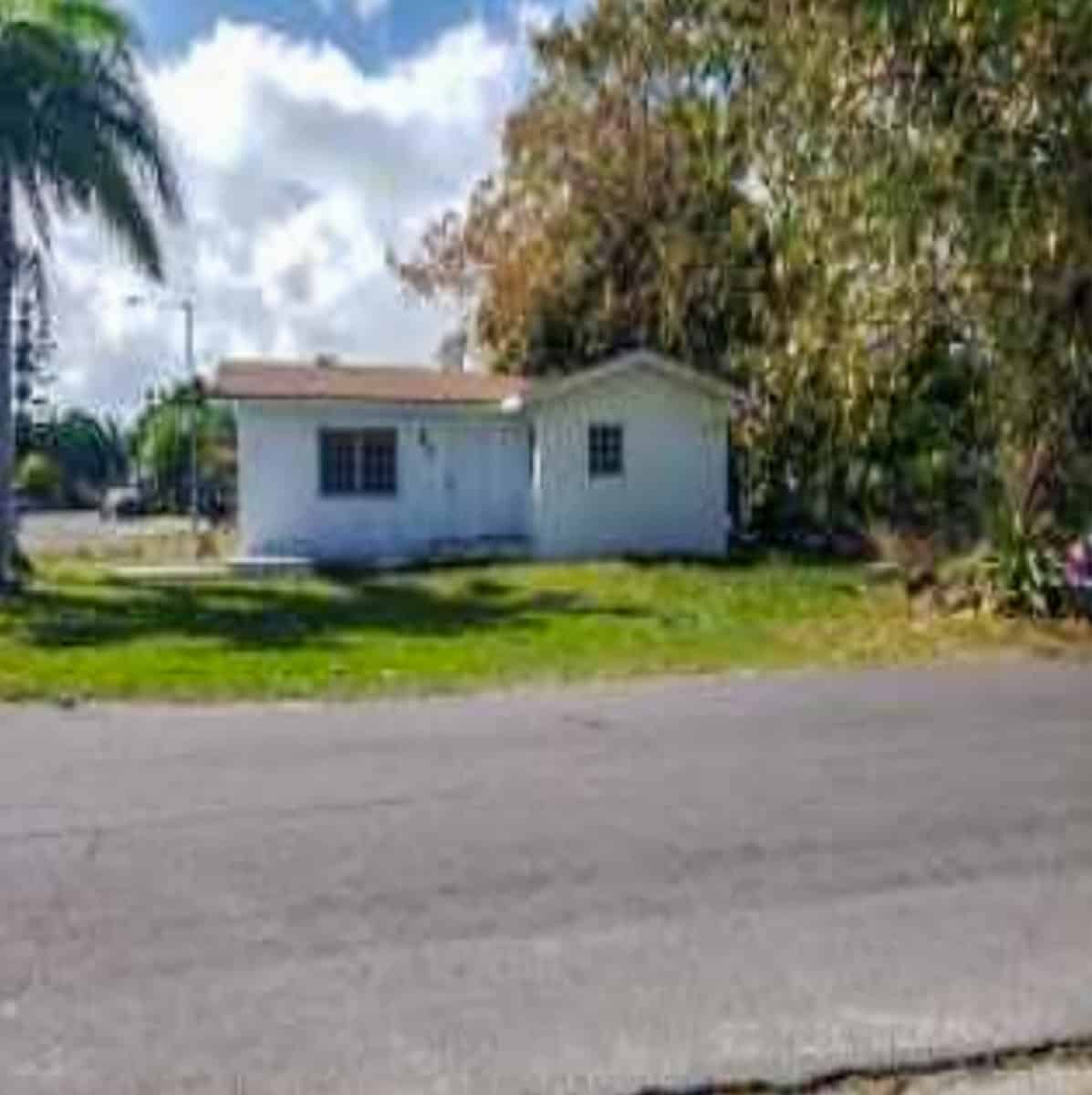 26 Golden Gates #2 New Providence/Paradise Island BS