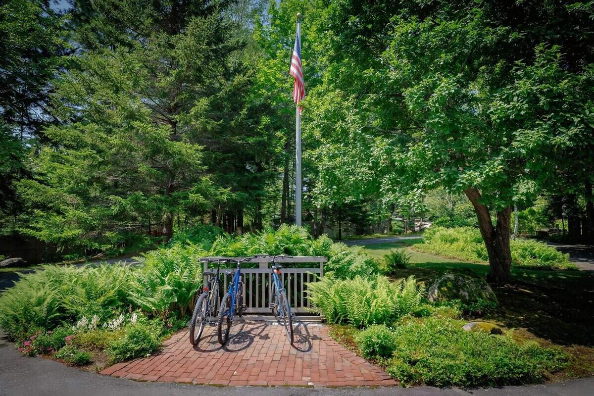 77 Manchester Road Mt Desert ME 04662