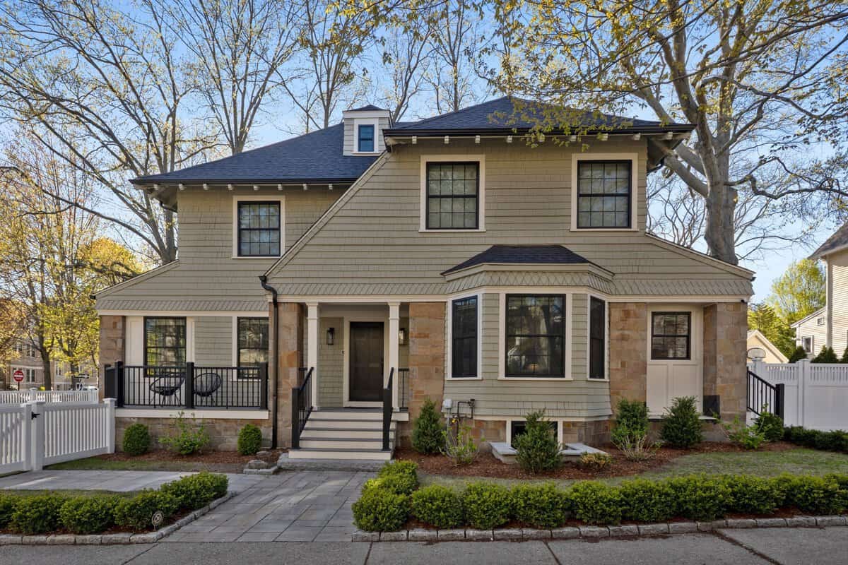 8 Stetson Street, Brookline, MA 02446