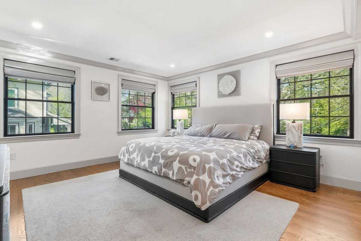8 Stetson Street, Brookline, MA 02446