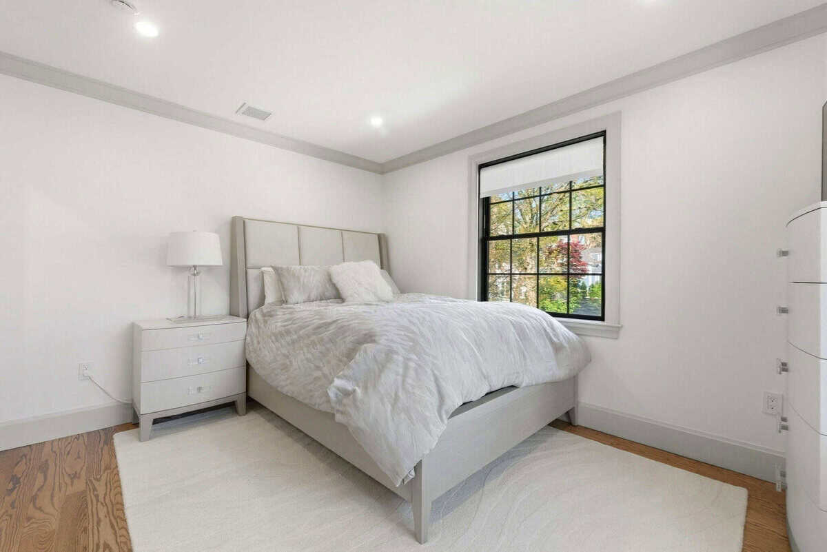 8 Stetson Street, Brookline, MA 02446