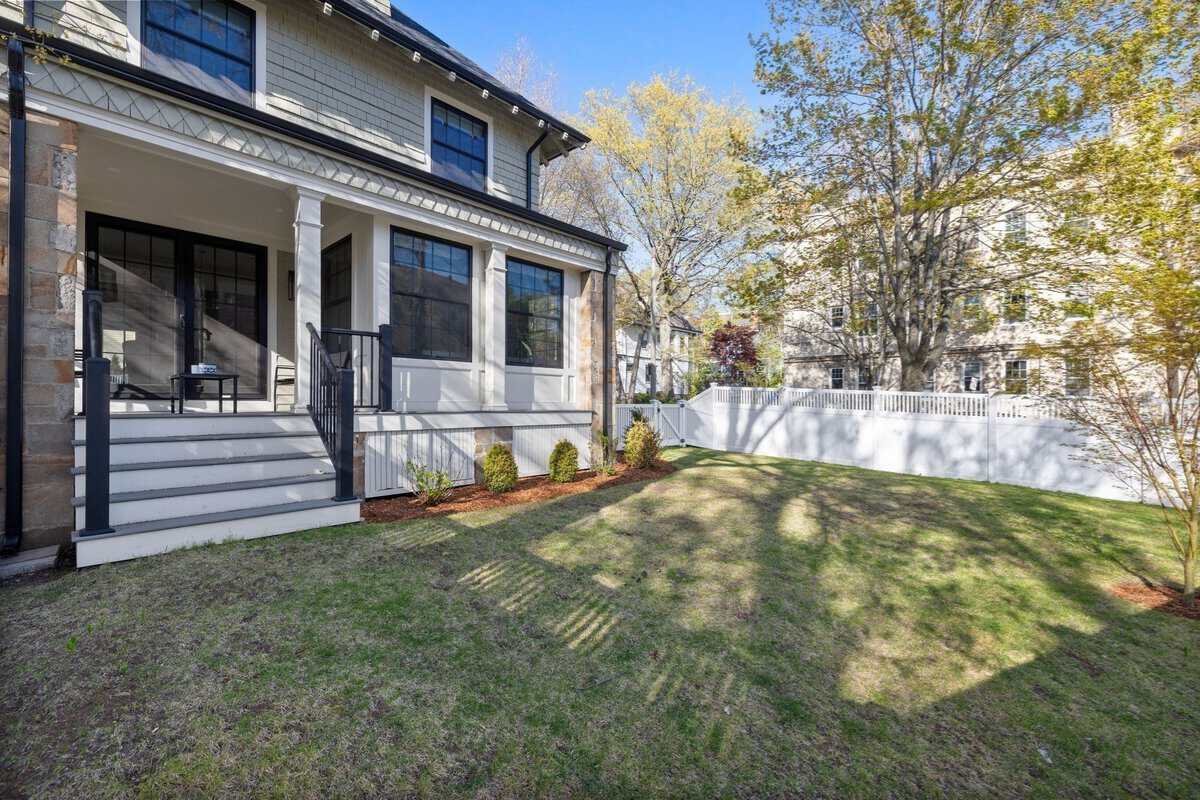 8 Stetson Street, Brookline, MA 02446