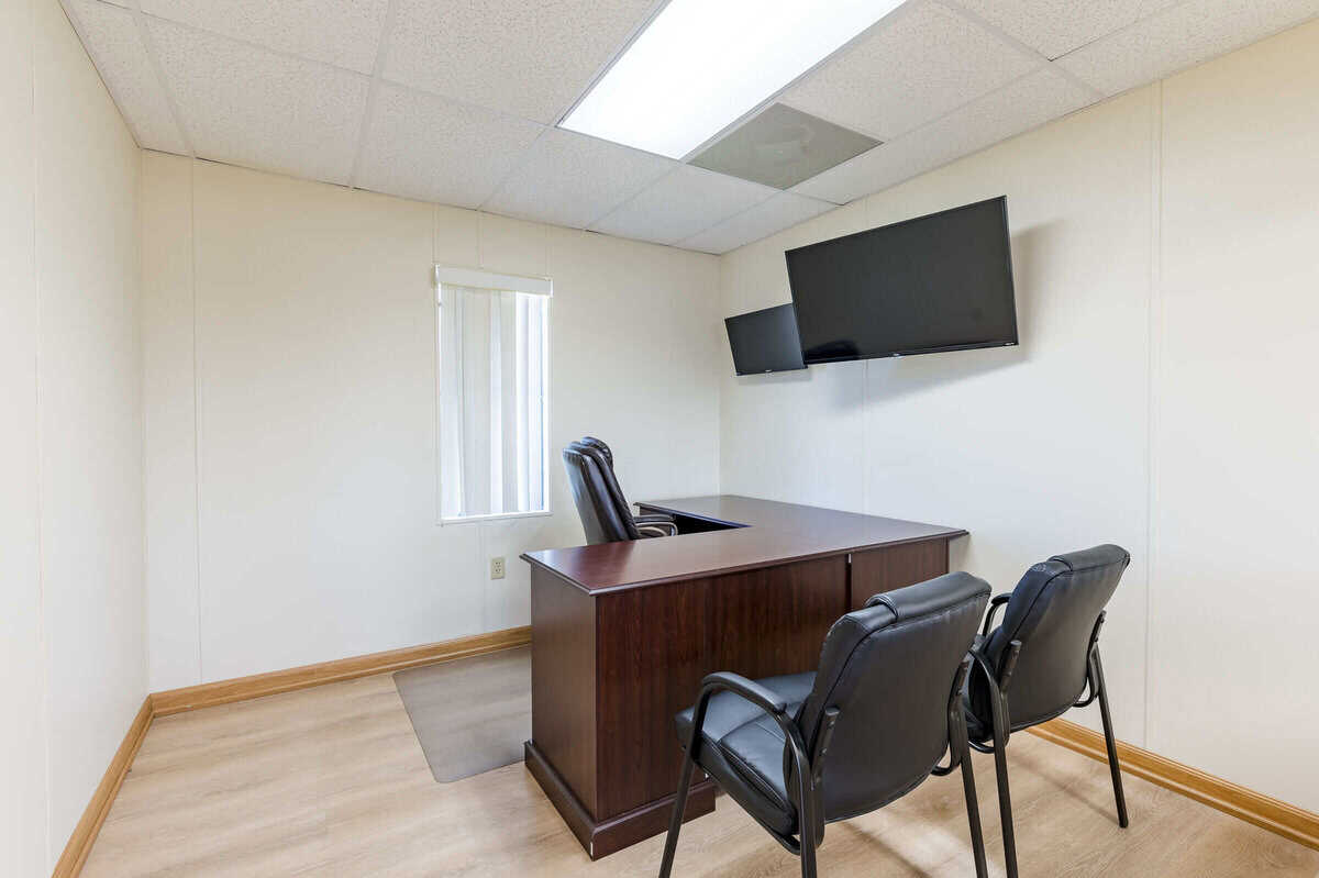 6555 Orange Avenue Orlando FL 32809