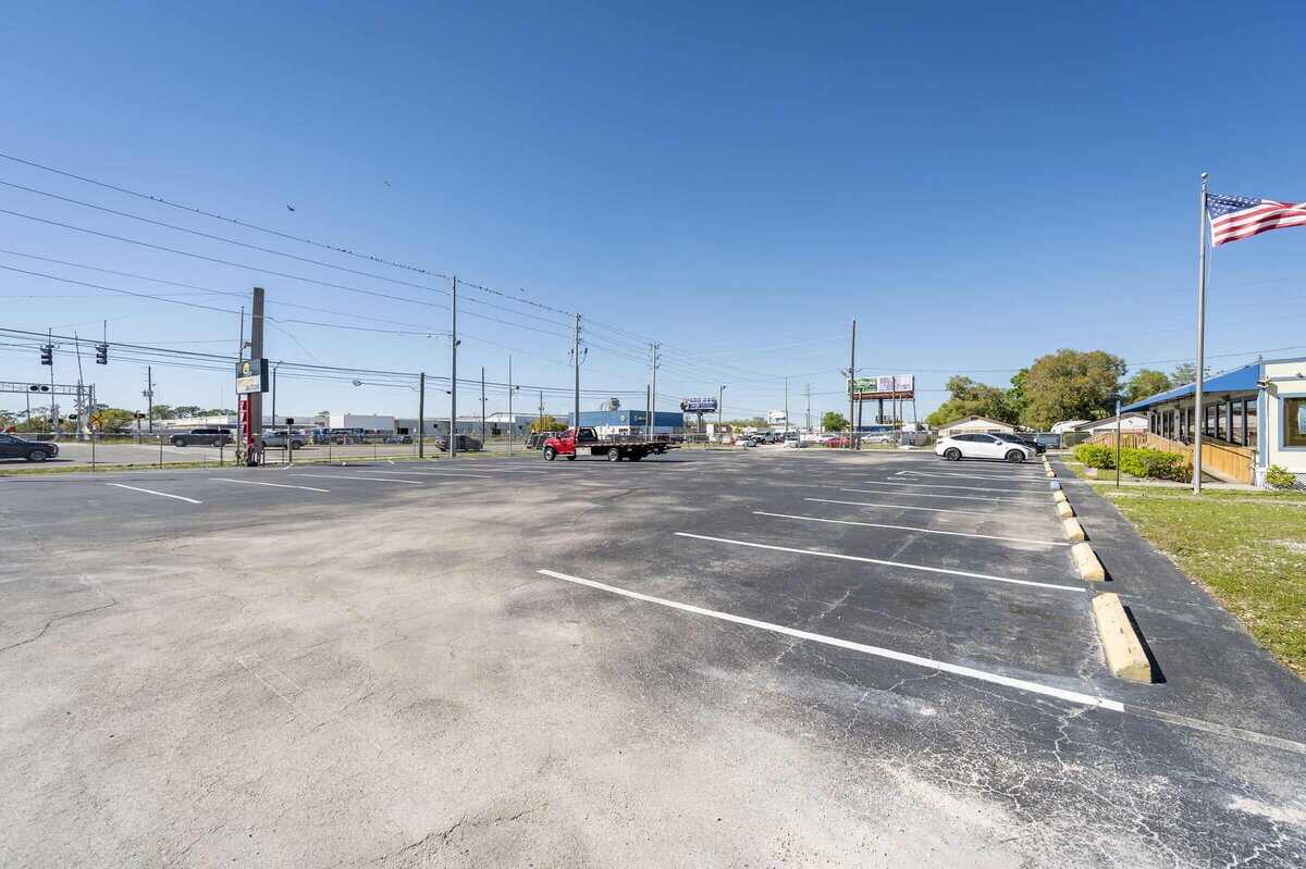 6555 Orange Avenue Orlando FL 32809