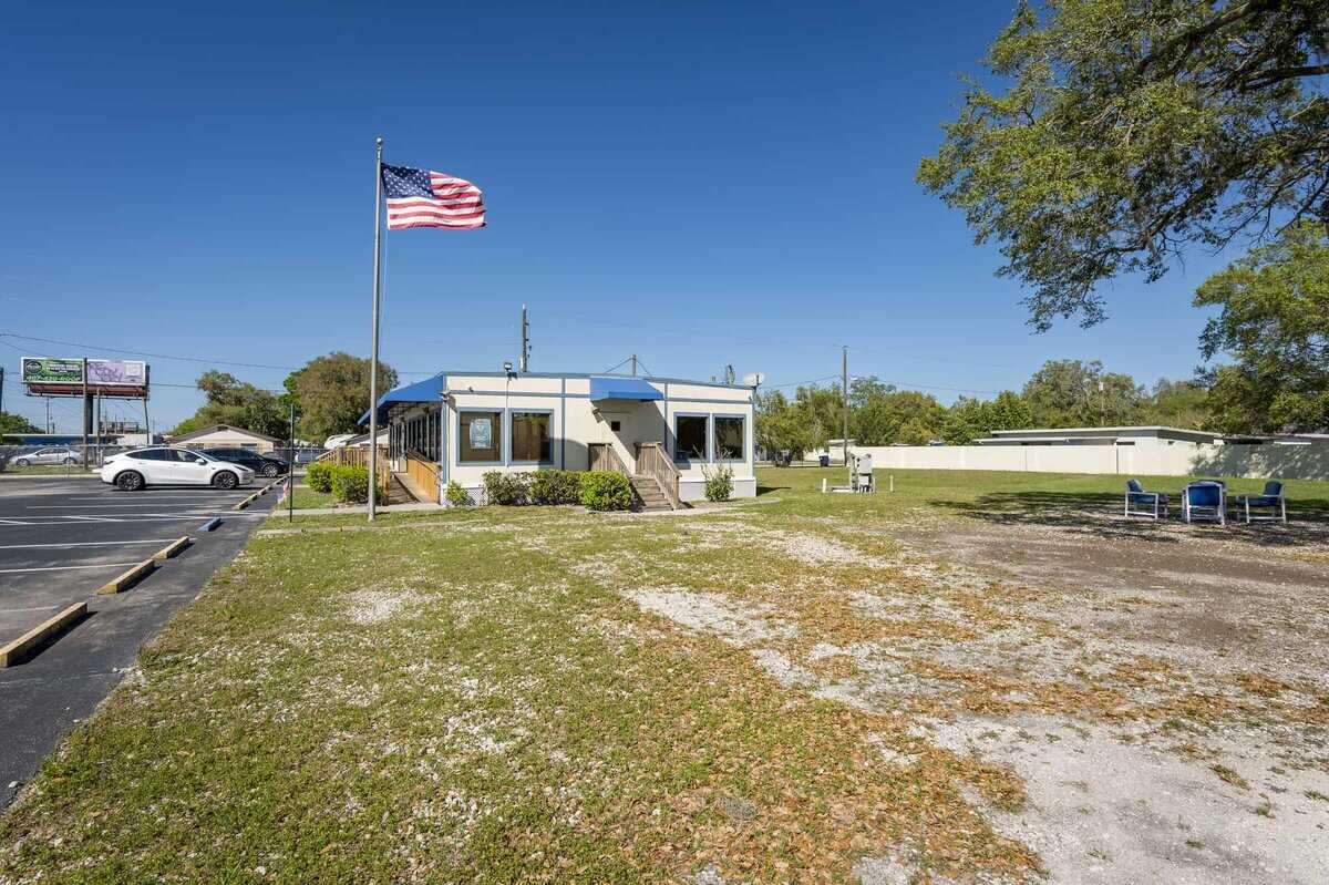 6555 Orange Avenue Orlando FL 32809
