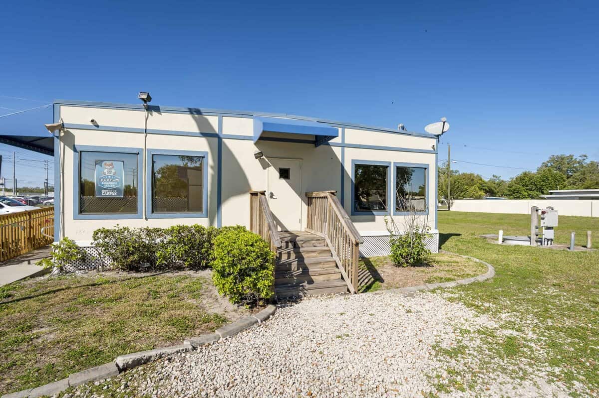 6555 Orange Avenue Orlando FL 32809
