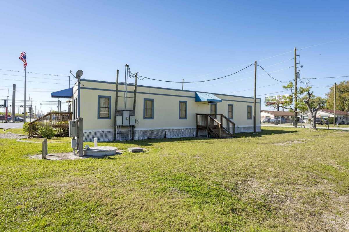 6555 Orange Avenue Orlando FL 32809