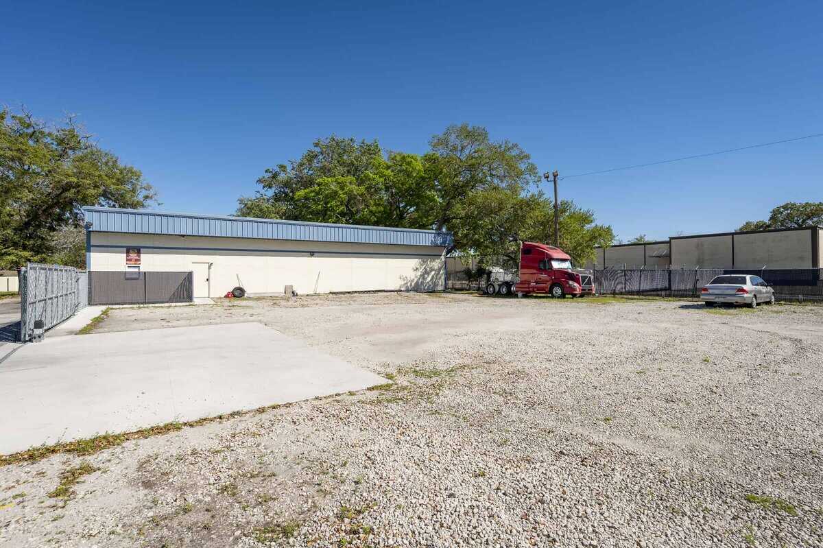 6555 Orange Avenue Orlando FL 32809