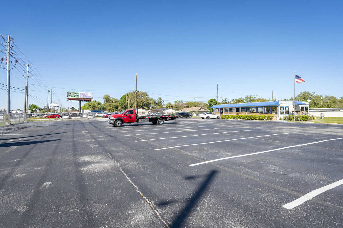 6555 Orange Avenue Orlando FL 32809