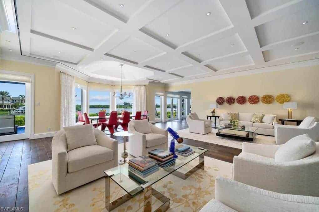 3695 Nelsons Walk Naples FL 34102