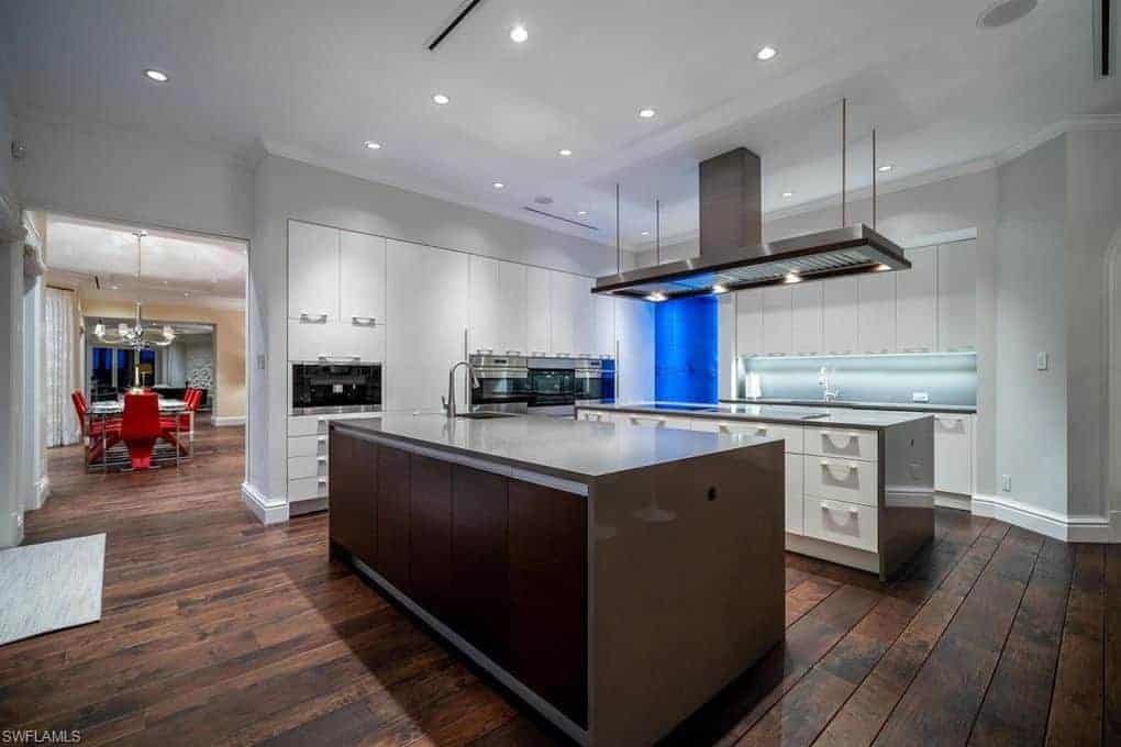 3695 Nelsons Walk Naples FL 34102