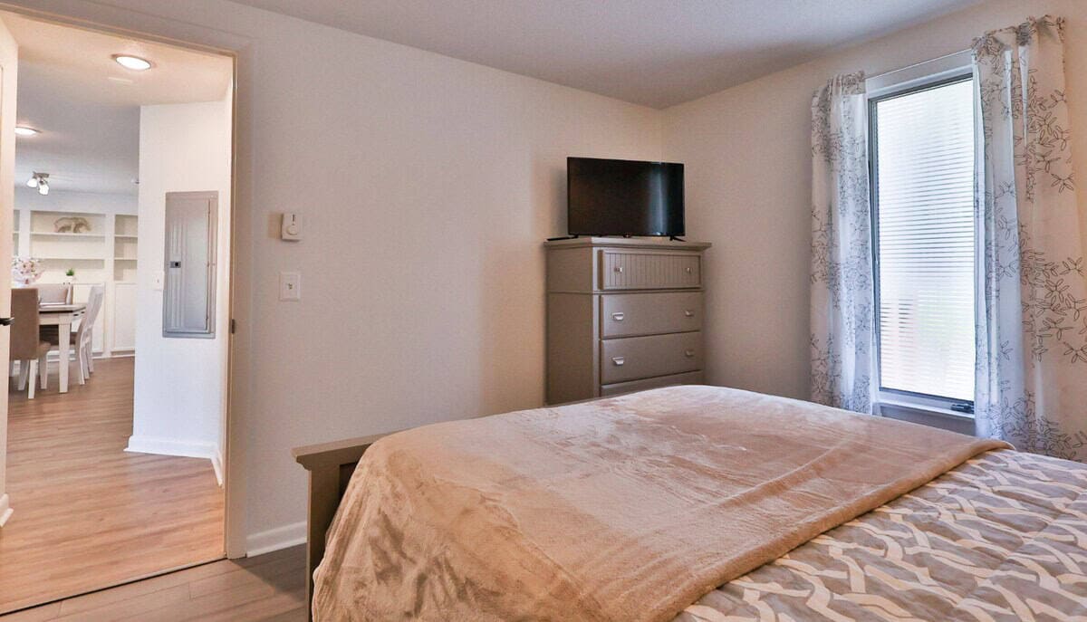 Lakeside Condo | Eastman Beach Grantham NH