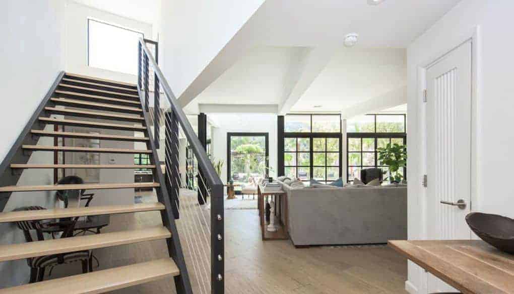13020 Sky Valley Road Brentwood CA 90049